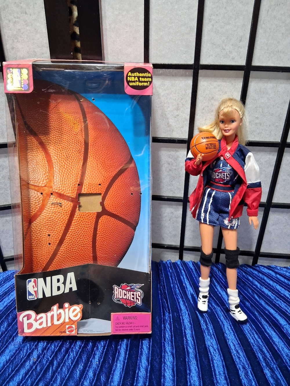 1998 : Barbie NBA Houston Rockets - Picture 5 of 16
